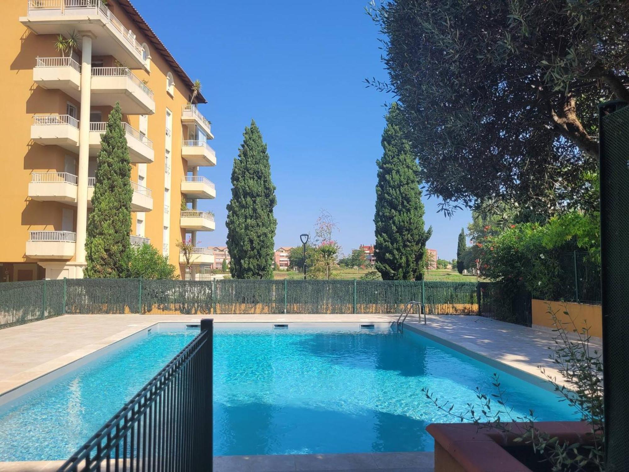 Appartamento Le Jardin D'Hugo Lattes Esterno foto